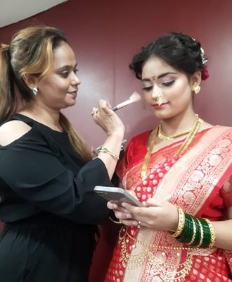 makeup studio & academy in Delhi